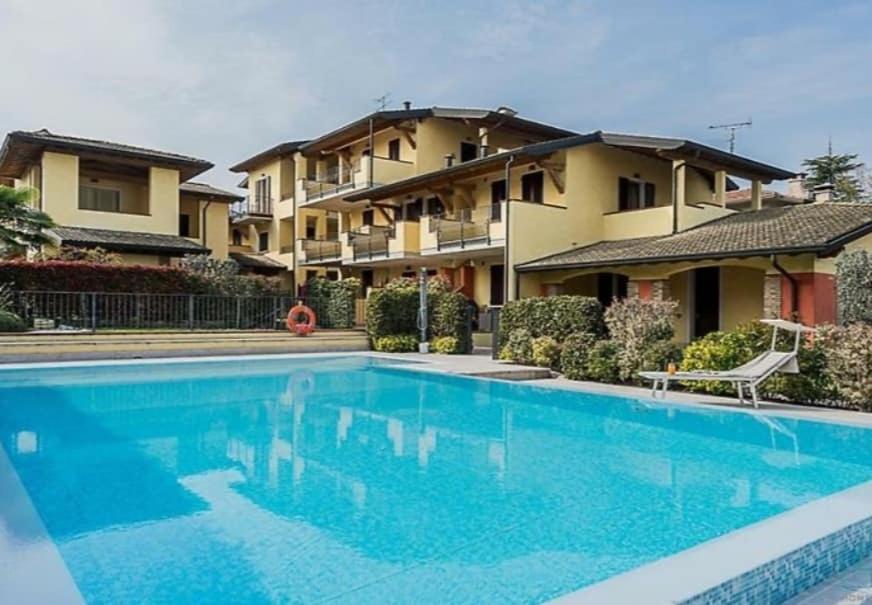 Hoya Apartment Sirmione Exterior foto